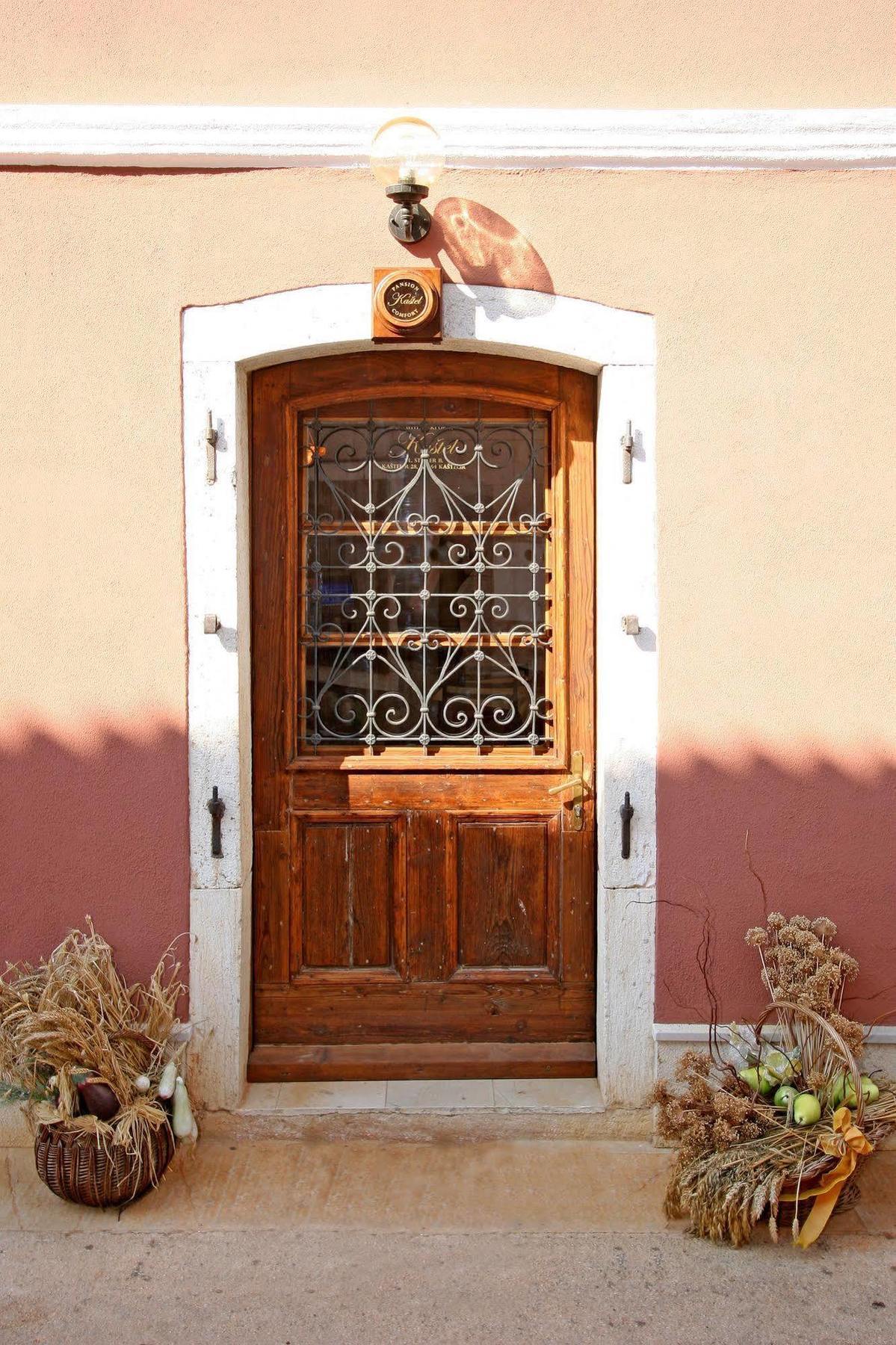 مبيت وإفطار Kastel Kaštelir المظهر الخارجي الصورة